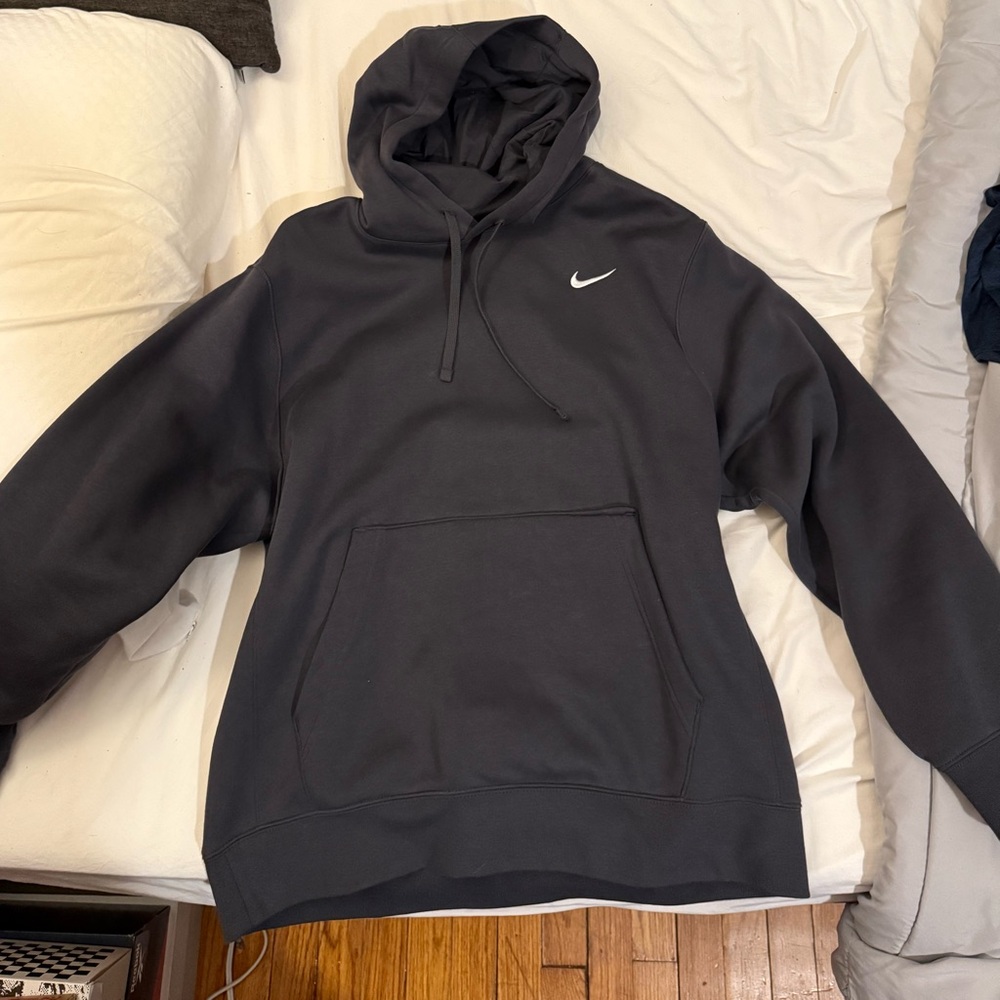 Nike Men's Heather grey Hoodie